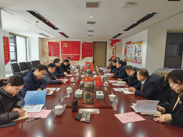 羅太忠到濱湖雅園檢查安全生產等工作